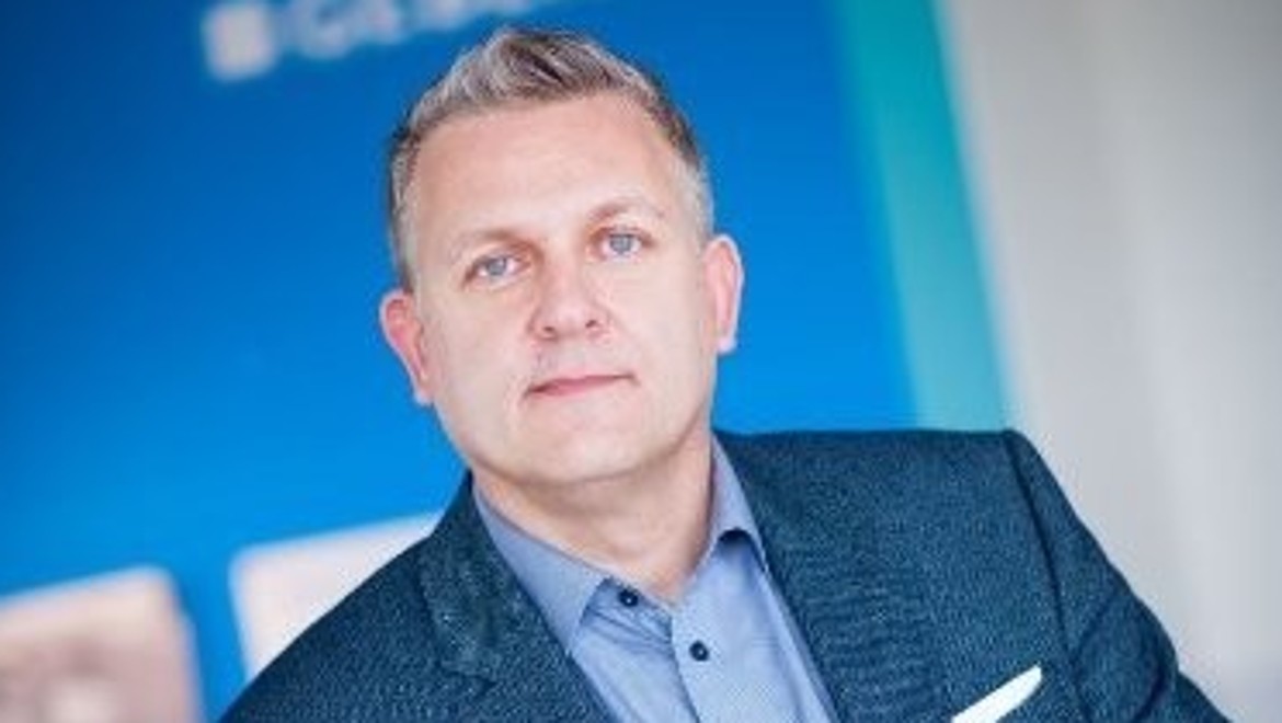 Mark Larden, Managing Director Mark Larden, Managing Director