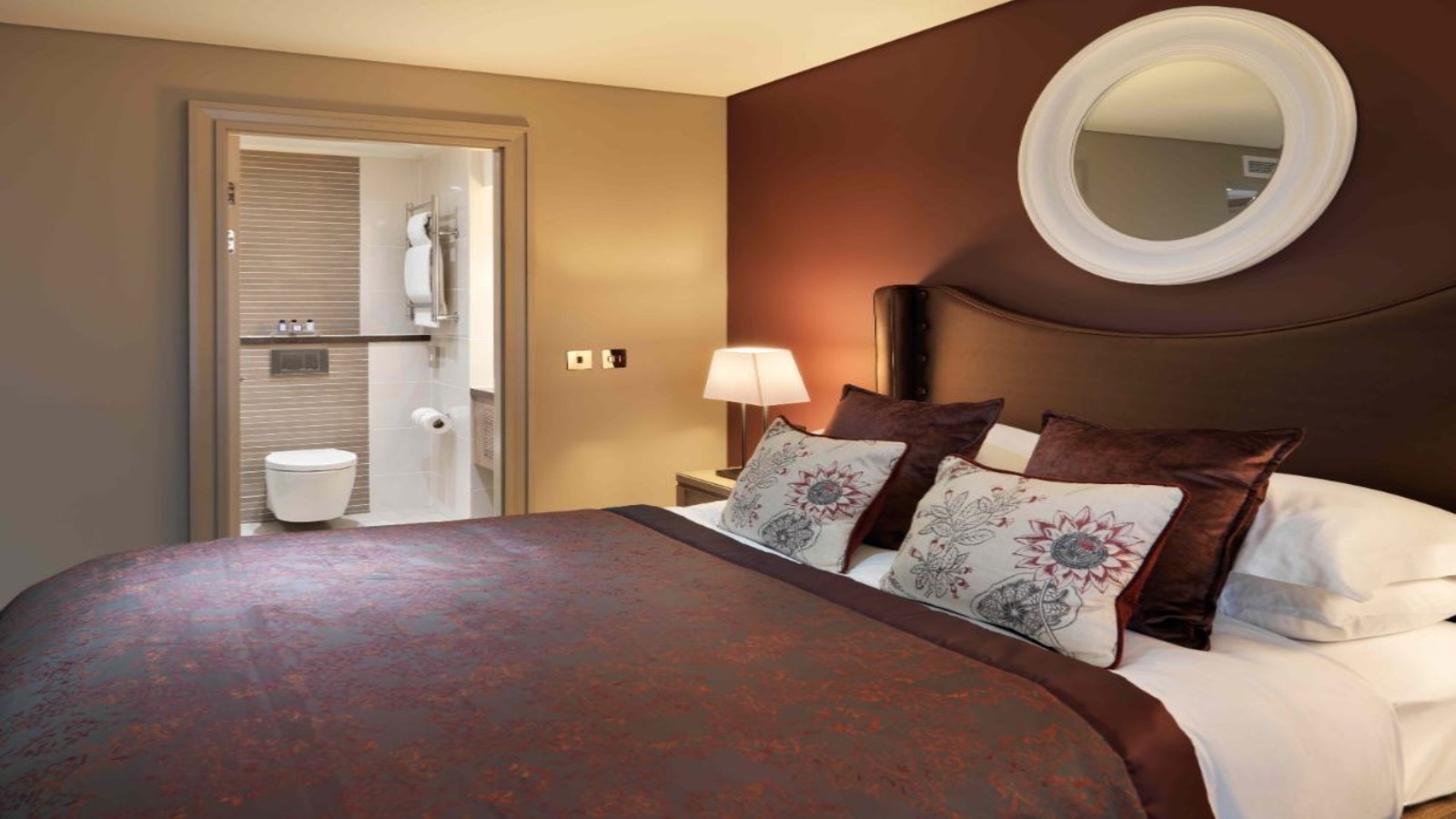 The Macdonald Windsor Hotel