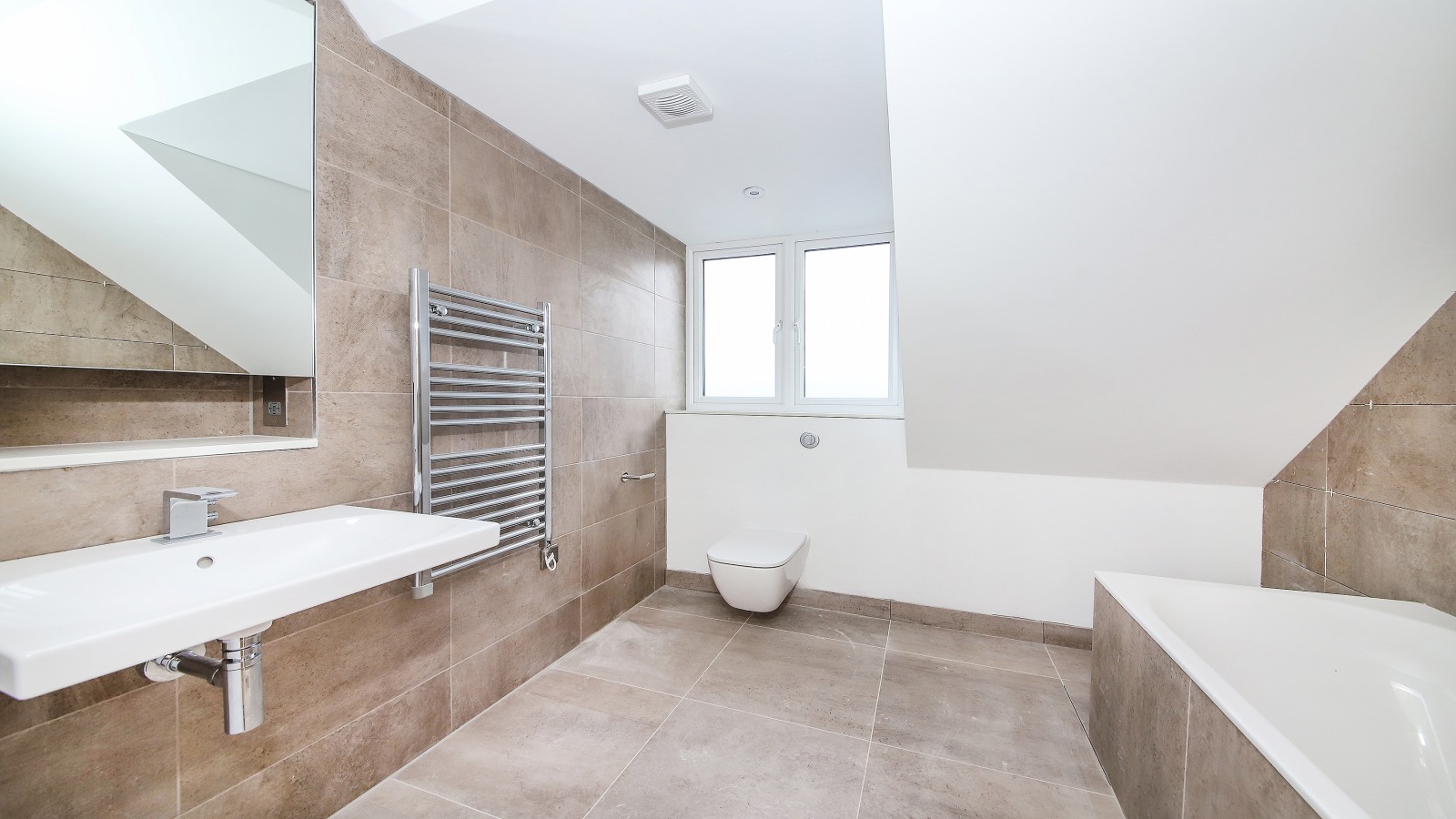 Geberit Acanto at the Oakwood Homes development