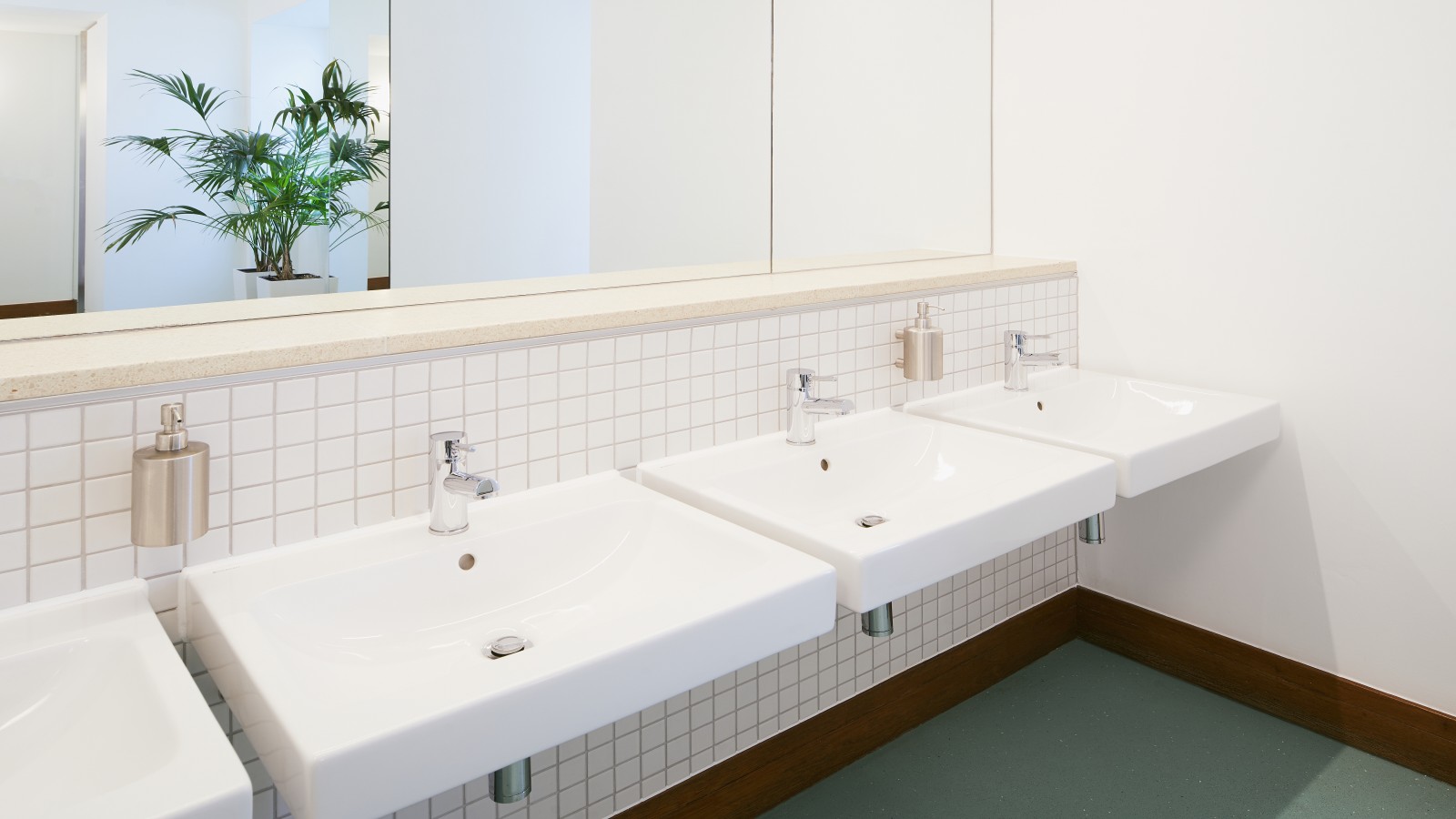 Geberit iCon washbasins at the RIBA Clore Learning Centre