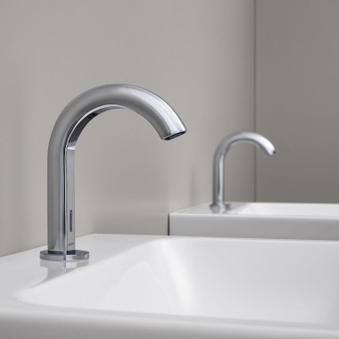 Geberit Piave electronic deck-mounted tap in chrome with infrared sensor for touchless operation