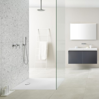 Bathroom with Geberit Olona shower tray