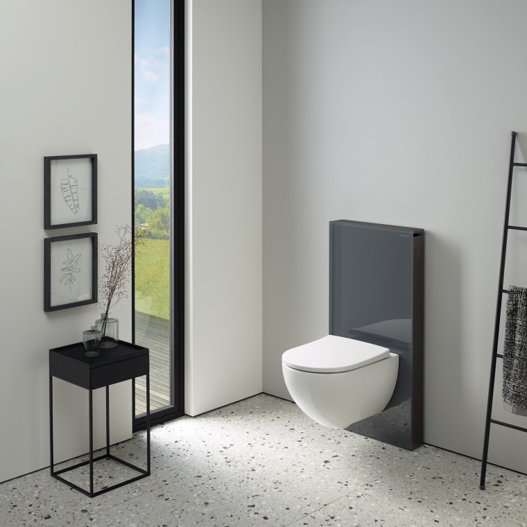 Geberit Monolith sanitary module with glass front cladding