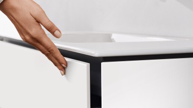 Geberit ONE washbasin with space-saving system