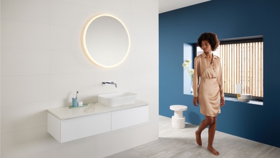 Mix & Match: Geberit ONE lay-on washbasin with iCon cabinet