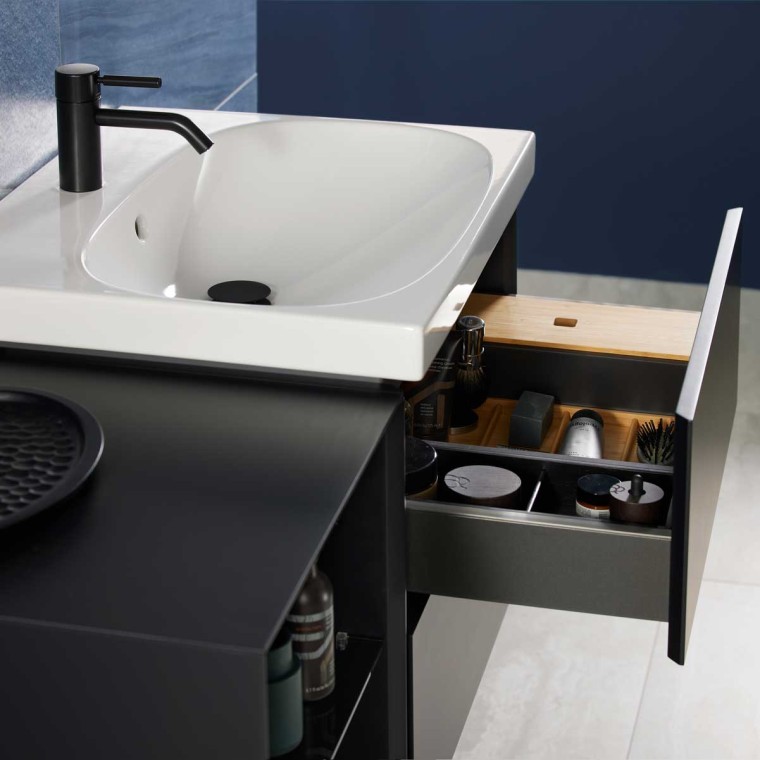 Mix & Match Geberit Acanto washbasin with Geberit ONE washbasin cabinet without trap cut-out