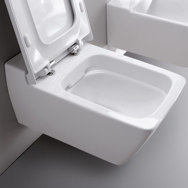 Geberit Xeno2 toilet with open lid