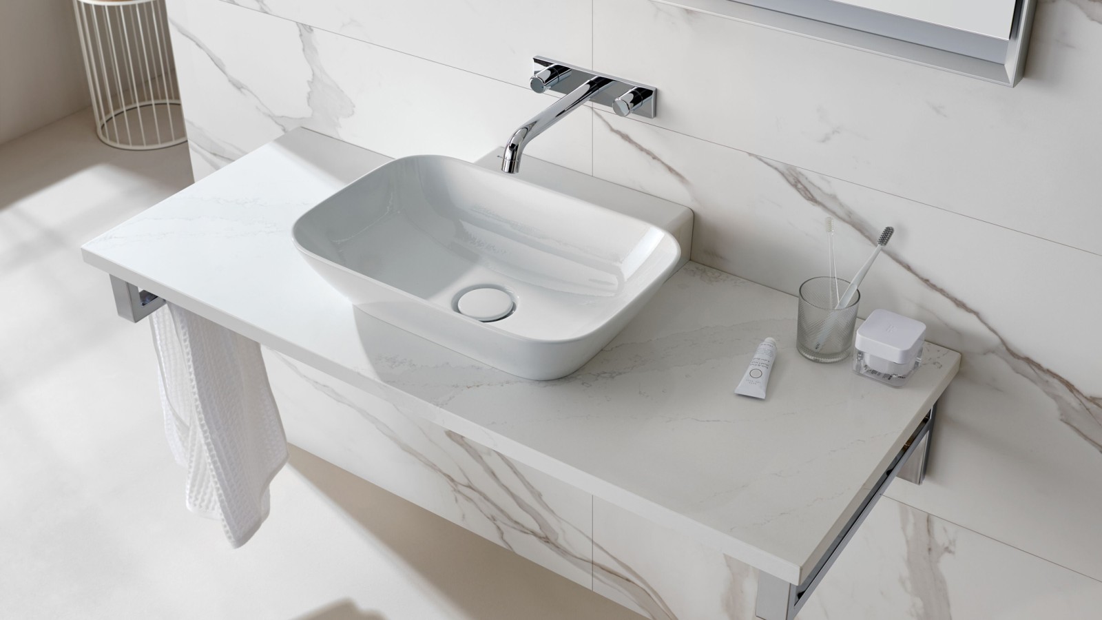 White ceramic washbasin from Geberit ONE