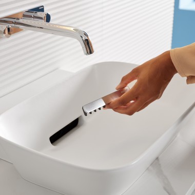Geberit ONE lay-on washbasin with comb insert Geberit ONE lay-on washbasin with comb insert