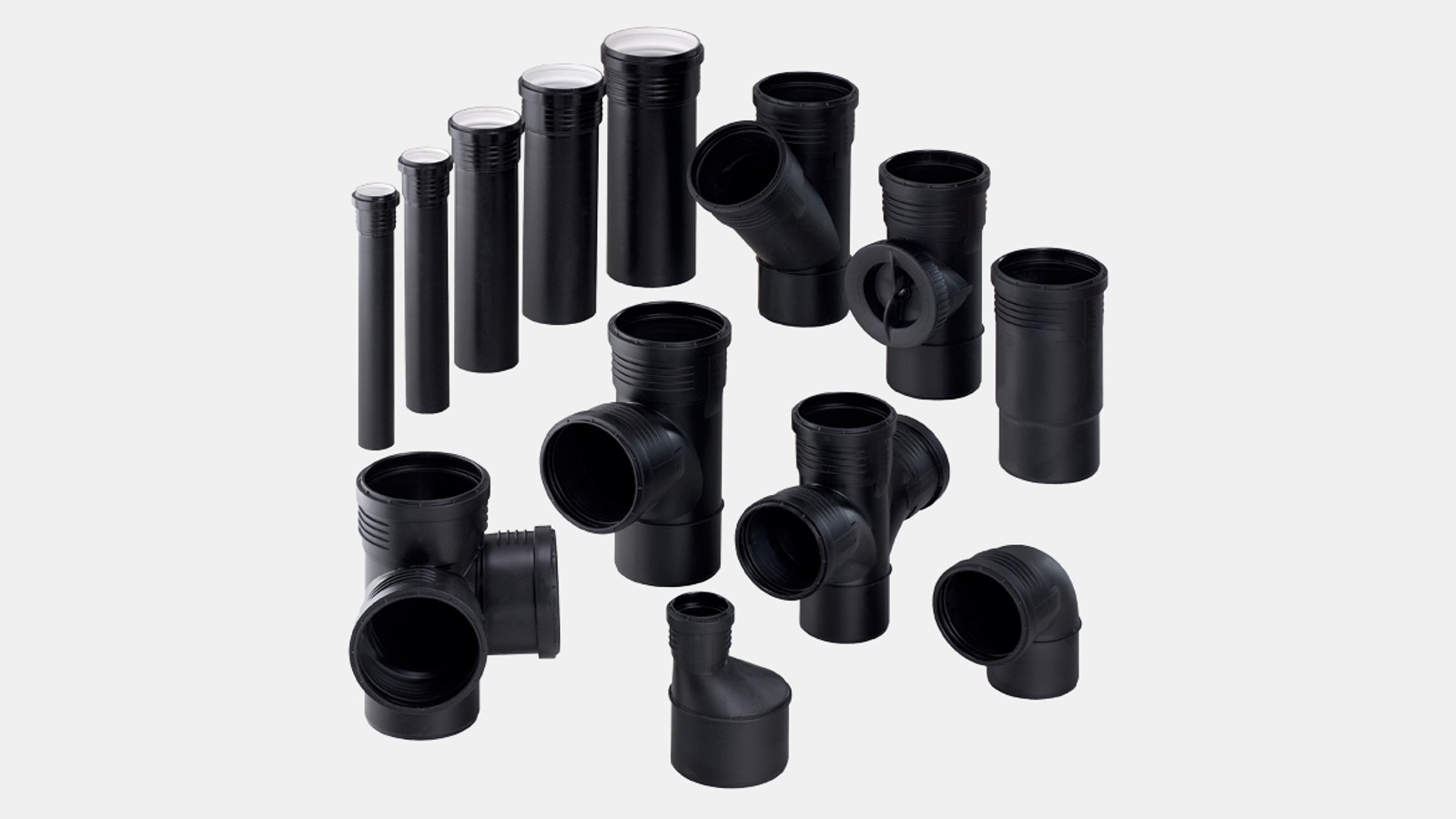 Pipes and fittings in the sound-insulated Geberit Silent-PP drainage system Pipes and fittings in the sound-insulated Geberit Silent-PP drainage system