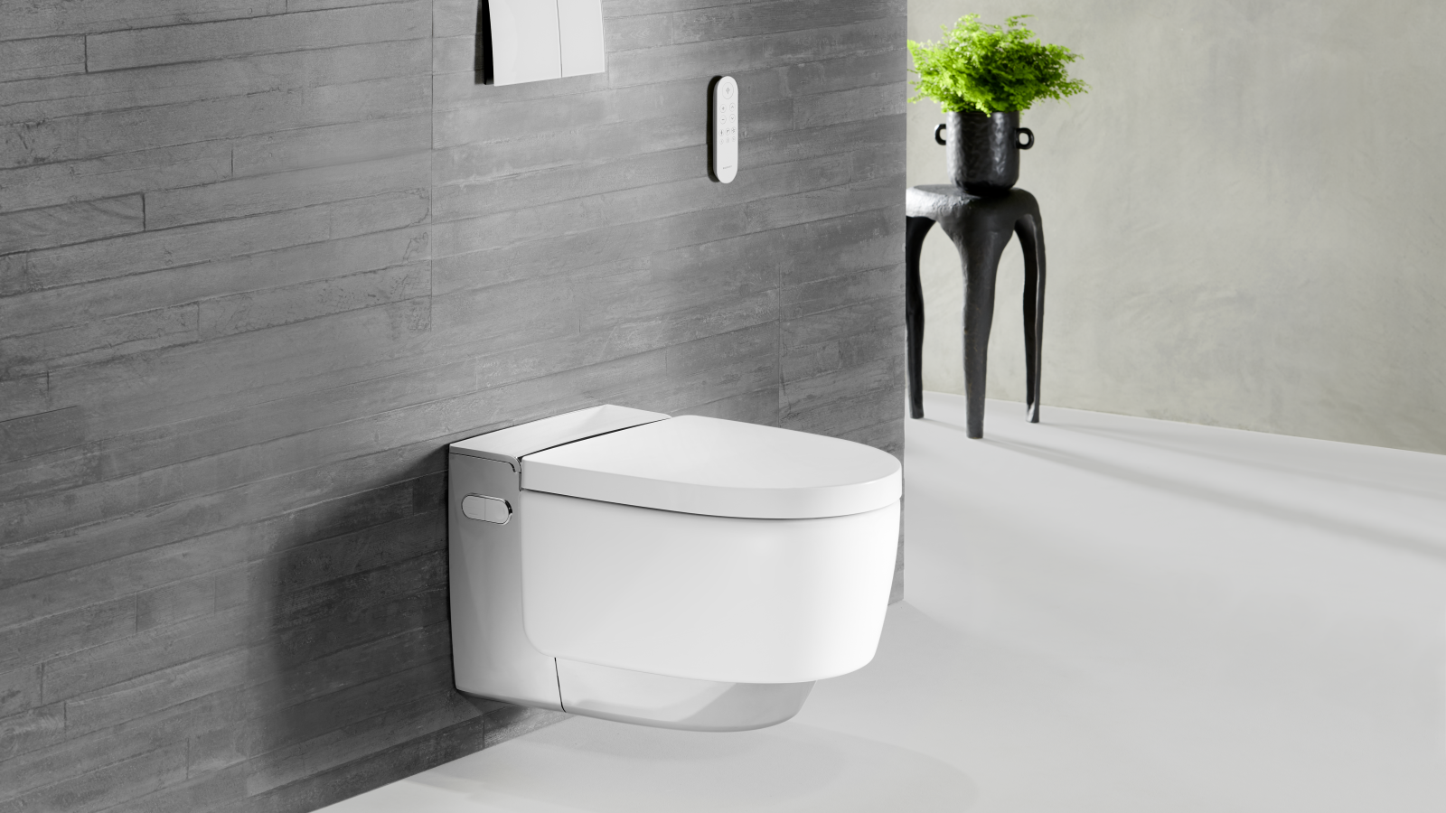Geberit AquaClean Mera Comfort in chrome with Sigma70 remote control Geberit AquaClean Mera Comfort in chrome with Sigma70 remote control