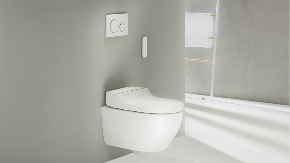 Geberit AquaClean Tuma Comfort with Sigma20 remote control