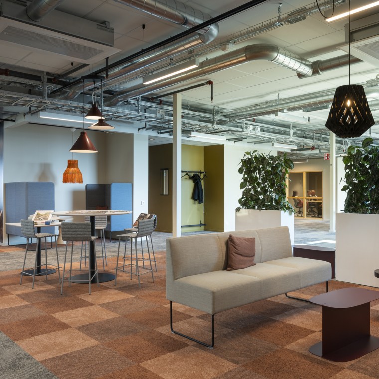 Ambitious goal for the modern office building: LEED Platinum certification (© baraBild) Ambitious goal for the modern office building: LEED Platinum certification (© baraBild)