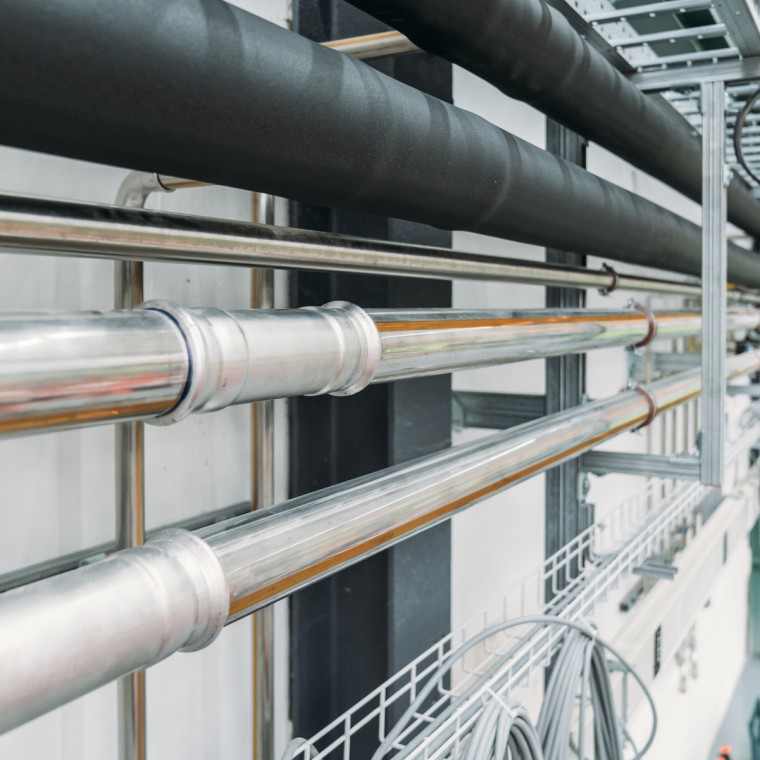 In many industrial applications, such as compressed air, inert gases and negative pressure In many industrial applications, such as compressed air, inert gases and negative pressure