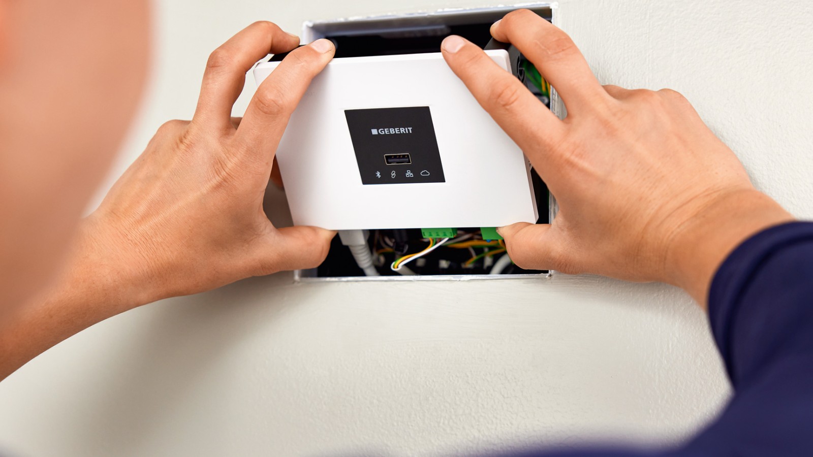 Installation of the Geberit Gateway