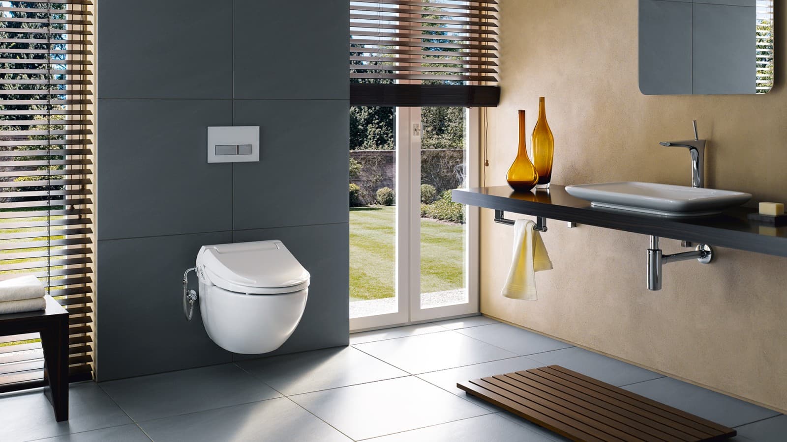 Geberit AquaClean 4000 in a bathroom Geberit AquaClean 4000 in a bathroom