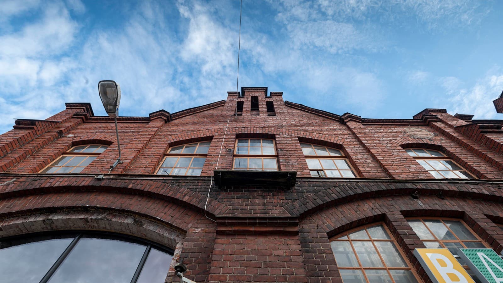 The listed railway factory is considered one of Finland's most famous industrial buildings (© Kansallis Teatteri) The listed railway factory is considered one of Finland's most famous industrial buildings (© Kansallis Teatteri)