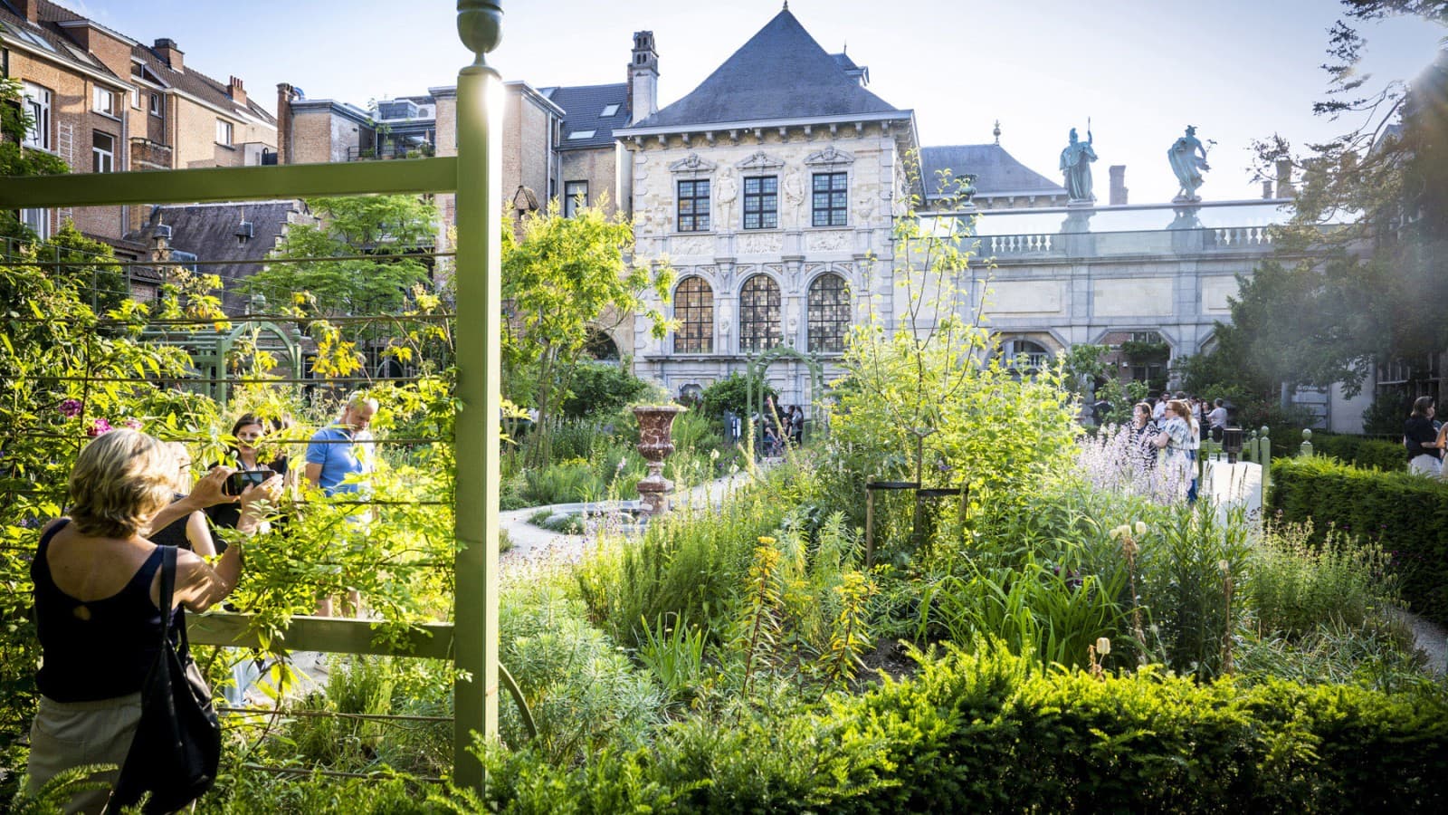 The most prominent part of the site: the former home of the baroque painter (© Frederik Beyens) The most prominent part of the site: the former home of the baroque painter (© Frederik Beyens)
